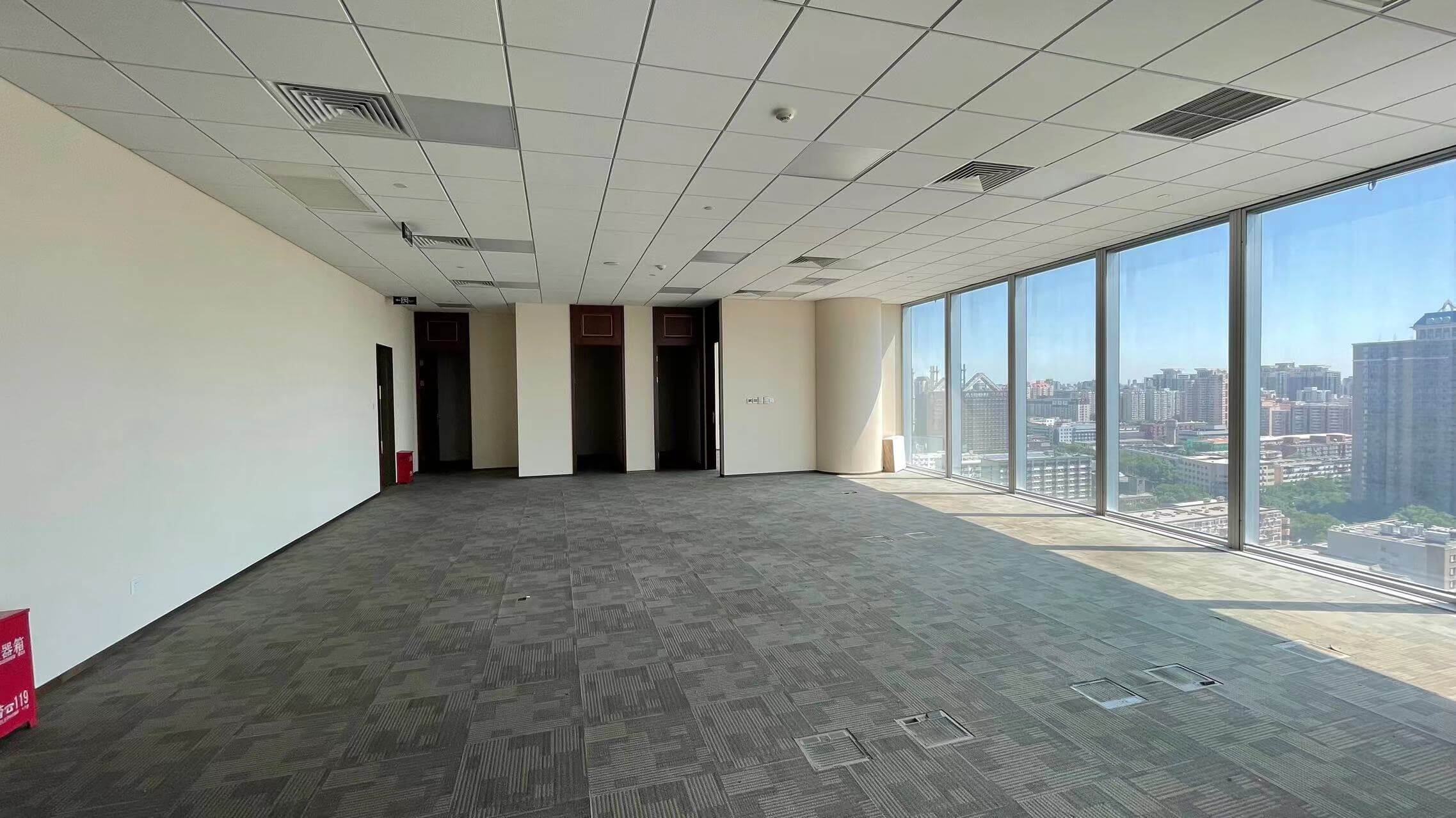 奥南5号大厦        270平米办公室   